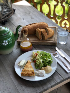 L'Ecuela Food