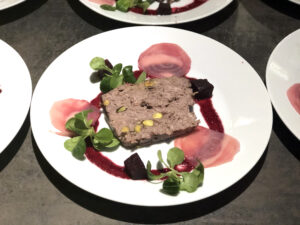 Terrine et déclinaison de betteraves